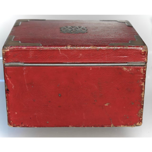 Victorian Late 19th Century Antique English Leather Jewelry Chest For Sale - Image 3 of 11