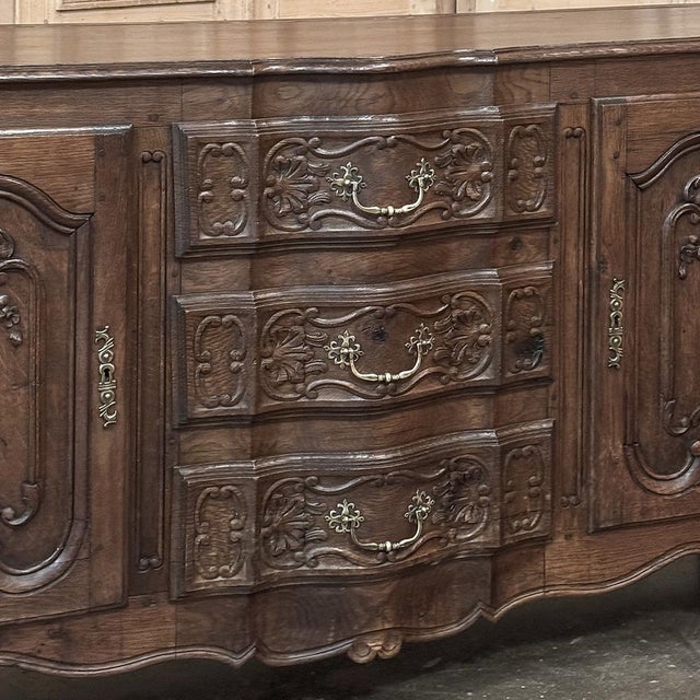 18th Century Liège Louis XV Period Carved Oak Buffet For Sale In Dallas - Image 6 of 18