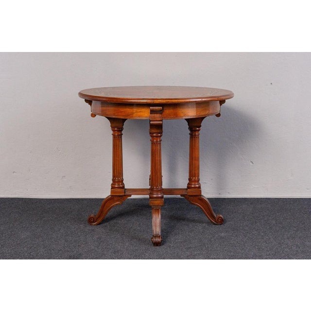 Table/salon table Epoch & style: Historicism - around 1900 Features - high-quality and elegant furniture with beautiful...