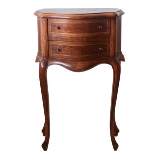 High Louis XV Style Burled Inlaid Wood Side Drinks Table Nightstand Vintage Mid-Century For Sale