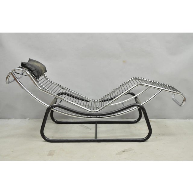 Mid-Century Modern Vintage Le Corbusier Style Mid Century Modern Chrome Chaise Lounge Chair, Italy For Sale - Image 3 of 18