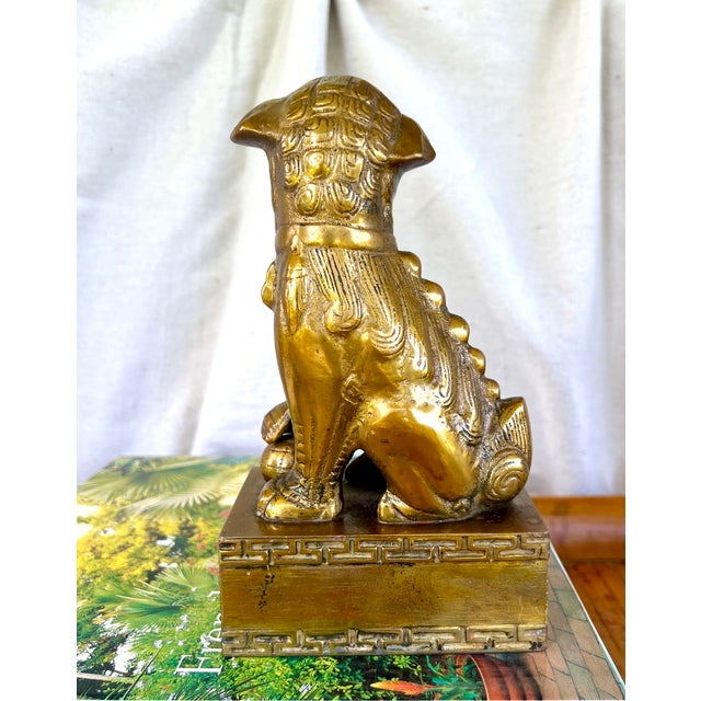 A Pair of Large Brass Foo Dog Bookends For Sale - Image 4 of 9
