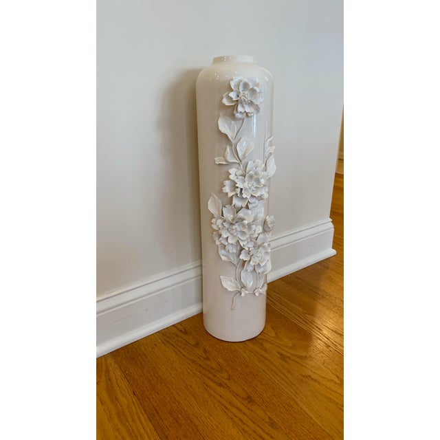Contemporary White Textured Porcelain Tall Vase For Sale - Image 3 of 6