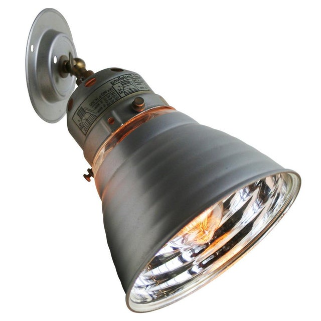 Mid-Century Modern Vintage Industrial Zeiss Ikon Ik180 Mercury Mirror Glass Wall Light For Sale - Image 3 of 10