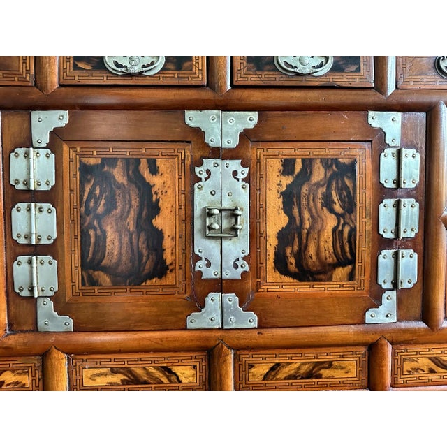 Large Korean Head Side Chest Morijang Joseon Dynasty For Sale - Image 10 of 12