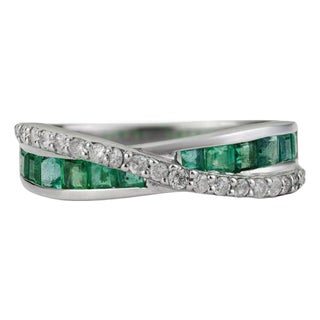 Emerald and Diamond Infinity Twist Ring in Sterling Silver, Size 8 For Sale