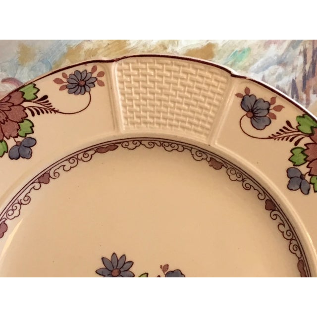 Traditional English Wedgwood Saxon Design Luncheon Plates - Set of 11 For Sale - Image 3 of 13