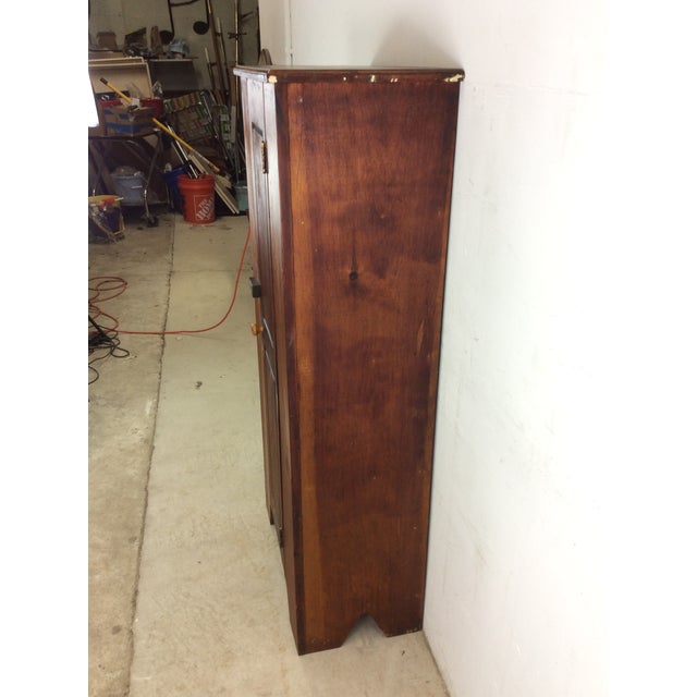 American Antique American Pine Cabinet With 4 Shelves For Sale - Image 3 of 12