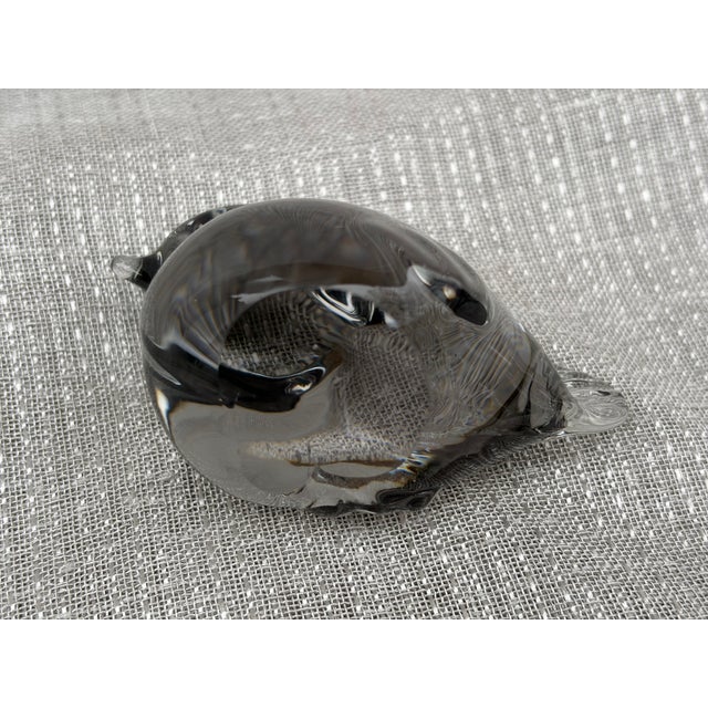 Vintage Smokey Gray Art Glass Bird Figure For Sale In New York - Image 6 of 11