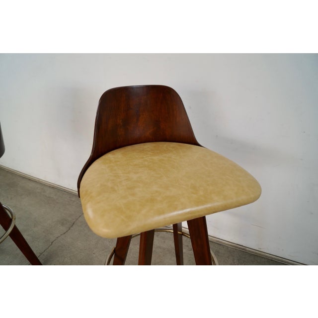 1960’s Mid-Century Modern Walnut & Leather Bar Stools - A Pair For Sale - Image 9 of 12