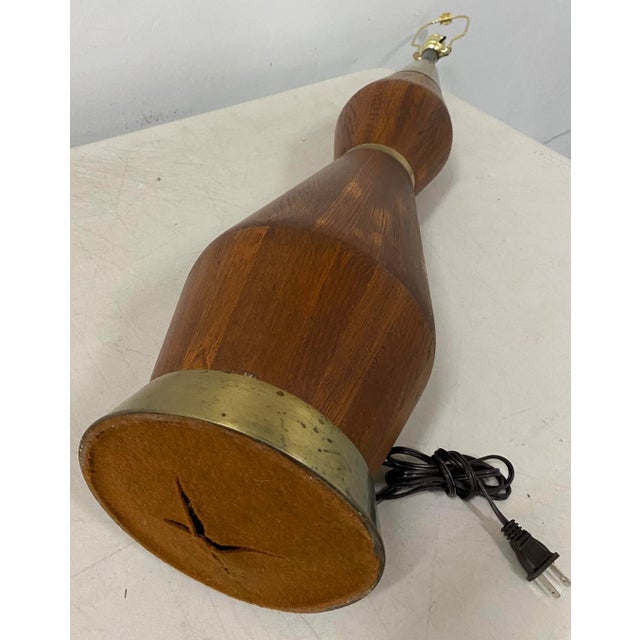 Wood Mid Century Modern Walnut Table Lamp C.1960 For Sale - Image 7 of 8