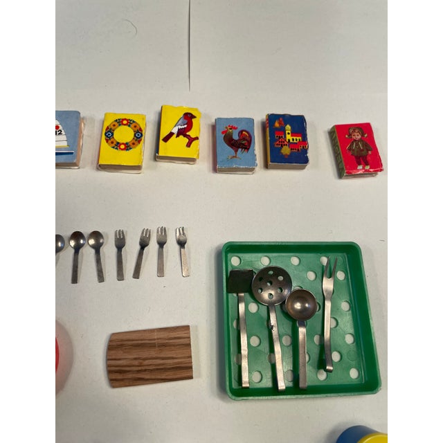 Mid-Century Pupoenhaus Egg Dish, 1950s, Set of 100 For Sale - Image 12 of 18