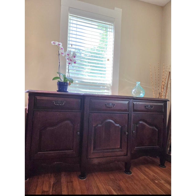 Late 20th Century Old World French Provincial Style 3 Door Solid Wood Dining Buffet For Sale - Image 13 of 14