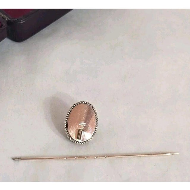 Antique Egyptian Revival Victorian 9ct Gold Scarab Beetle Pin For Sale - Image 15 of 18