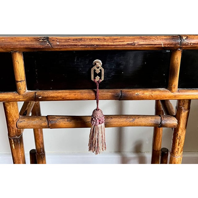 Early 20th Century Aesthetic Movement Bamboo and Lacquer Early 20th Century Side Table For Sale - Image 5 of 12