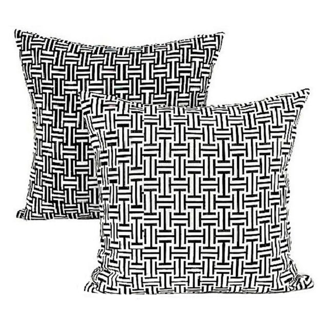 Kravet Kravet-Style Woven Lattice Reversible Chinoiserie Pillow Covers- a Pair For Sale - Image 4 of 11