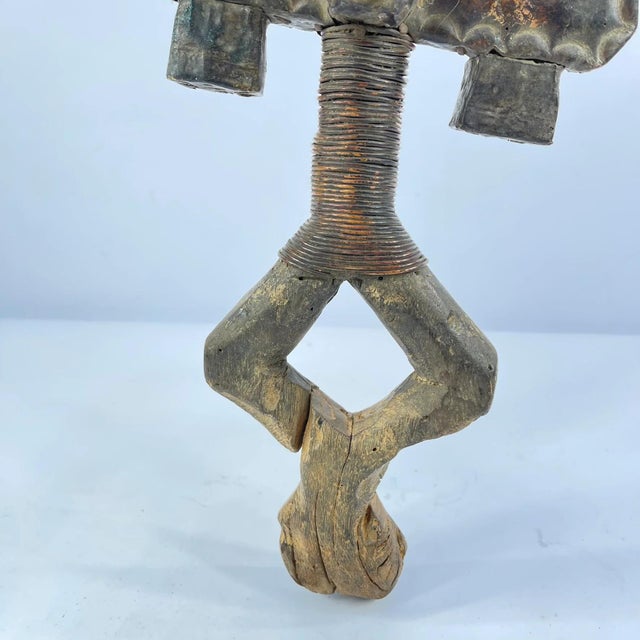 The Kota Mahongwe reliquary figures are important artifacts in Gabonese African art, created by the Kota people for...