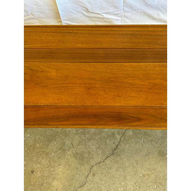 1960s Edward Wormley Long John Bench by Dunbar For Sale In Los Angeles - Image 6 of 10