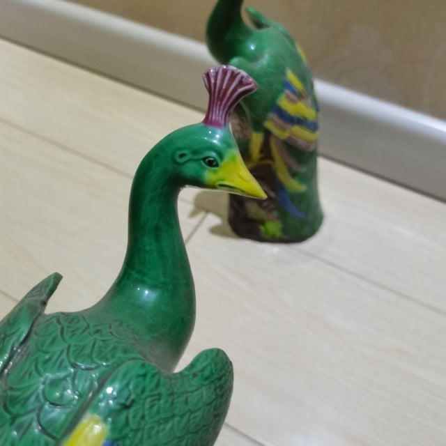 Traditional Pair of Sancai Glazed Porcelain Peacocks – 10.2" Vintage Bird Figures For Sale - Image 3 of 9