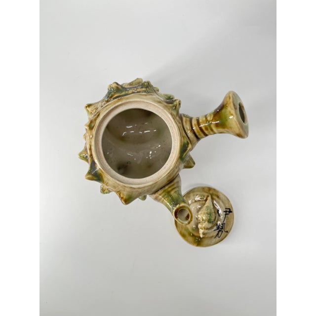 Vintage Japanese Conch Shell Teapot – Signed ‘Insei’ For Sale - Image 9 of 9