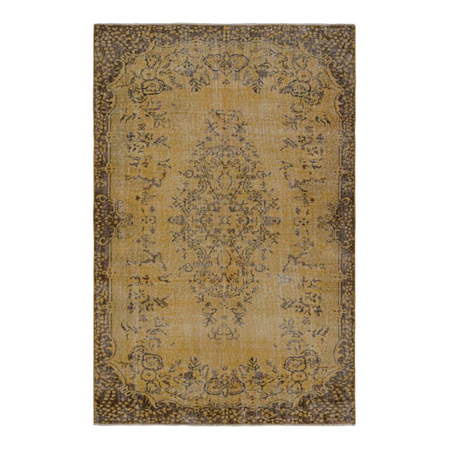 1960s Vintage Zeki Müren Rug With Medallion and Floral Pattern From Rug & Kilim For Sale