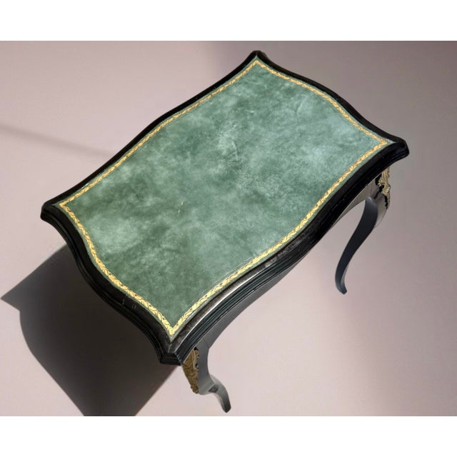 19th C. French Regency Black Lacquered Accent Table With Tooled Leather Top For Sale - Image 4 of 8