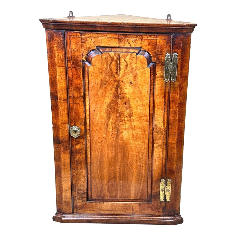 Early 18th Century Walnut Corner Cupboard, 1710