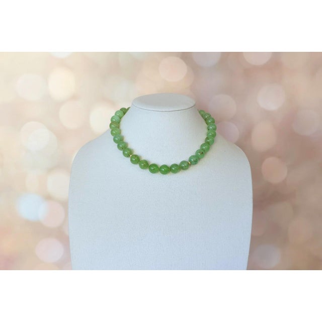 Australian Chrysoprase Beaded Necklace With Sterling Silver Chrysoprase Clasp For Sale - Image 4 of 12