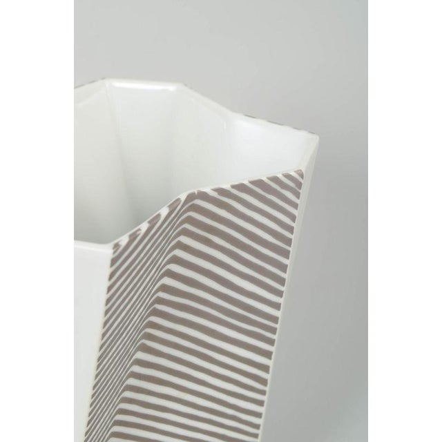 Vintage Geometric Porcelain Futura Vase by Else Kamp for Bing & Grondahl, 1970s For Sale - Image 3 of 5