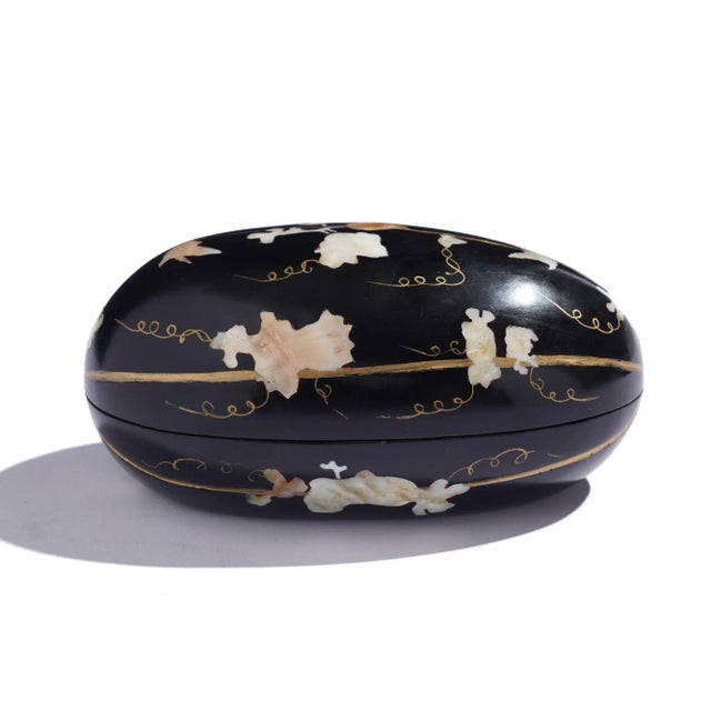 Wood Japanese Hand Carved Melon Form Black Lacquered Box For Sale - Image 7 of 12