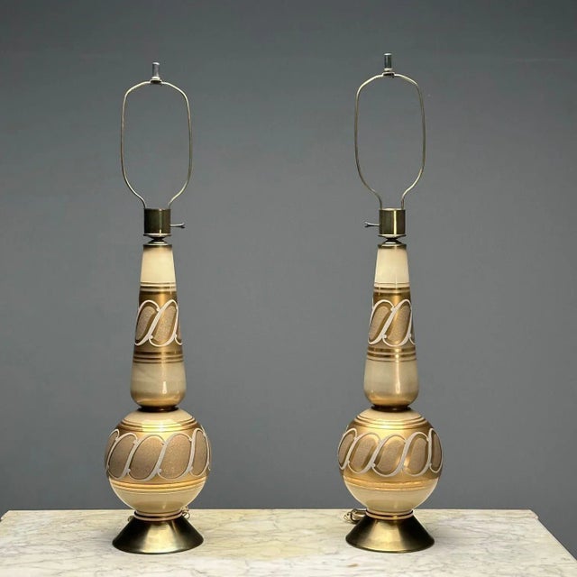 Italian Mid-Century Modern, Large Table Lamps, Gold Glass, Brass, Italy, 1960s For Sale In New York - Image 6 of 11
