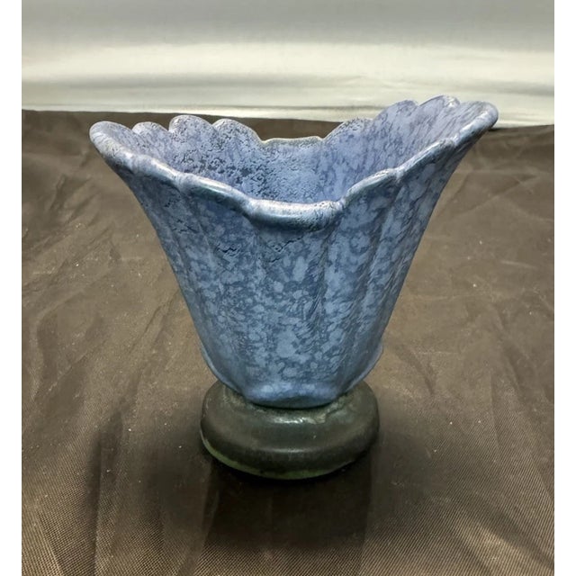 Early 20th Century Weller Fan Vase Blue Speckled Top Green Base Signed Thick Mold Ridged Exterior For Sale - Image 5 of 12