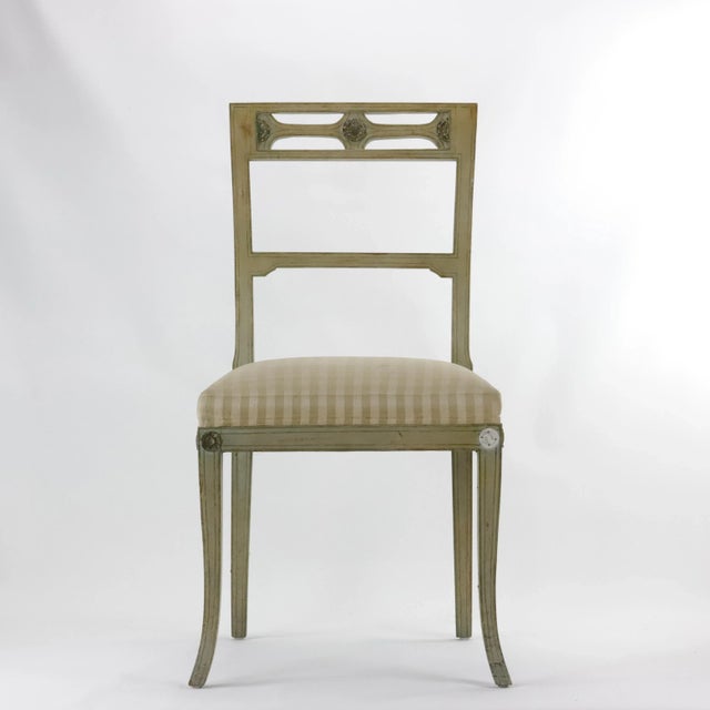 Vintage English Dining Chair 18”W * 16"D * 34"H Seat Height: 18"