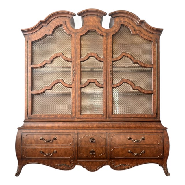 1970s Monumental Mastercraft Burl Wood & Brass Lattice China Cabinet Vitrine For Sale