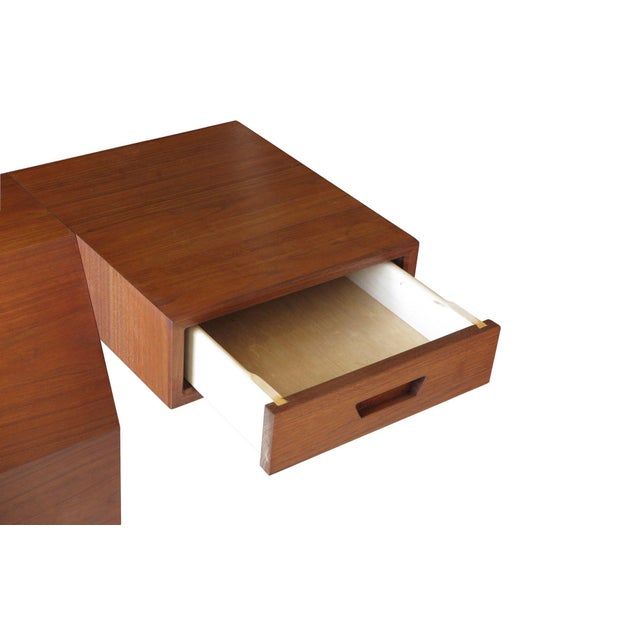 Mid-Century King Headboard in American Walnut With Integrated Nightstands For Sale In San Francisco - Image 6 of 8