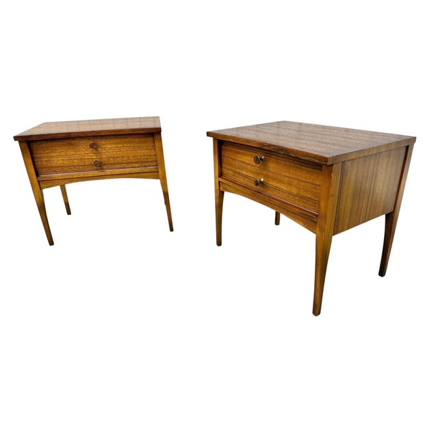Mid-Century Modern Mid-Century Modern Lane Walnut & Rosewood Nightstands - Set of 2 For Sale - Image 3 of 10
