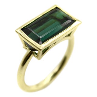 18k Gold Bezel Set Indicolite Tourmaline Ring, Size 7 For Sale