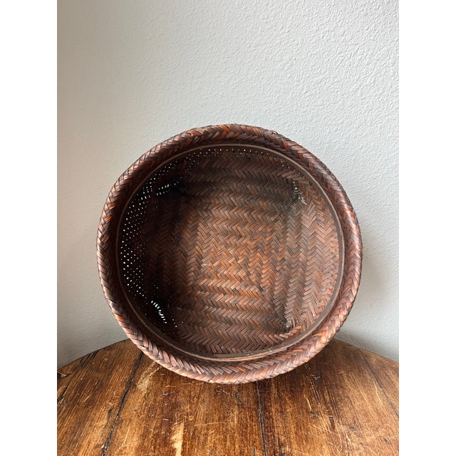 Wood 1950s Vintage Asian Woven Rattan and Bamboo Basket With Hat-Shaped Cover/Lid For Sale - Image 7 of 11