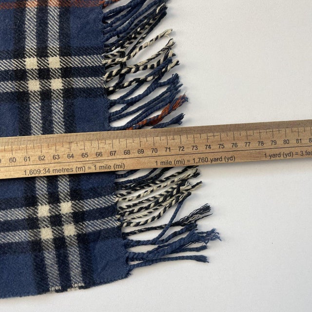 Textile Late 20th Century Burberrys Navy Blue Plaid 100% Cashmere Scarf For Sale - Image 7 of 8