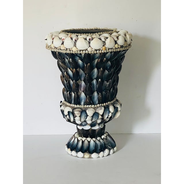 Coastal 1970s Dramatic Sea Shell Encrusted Planter For Sale - Image 3 of 9
