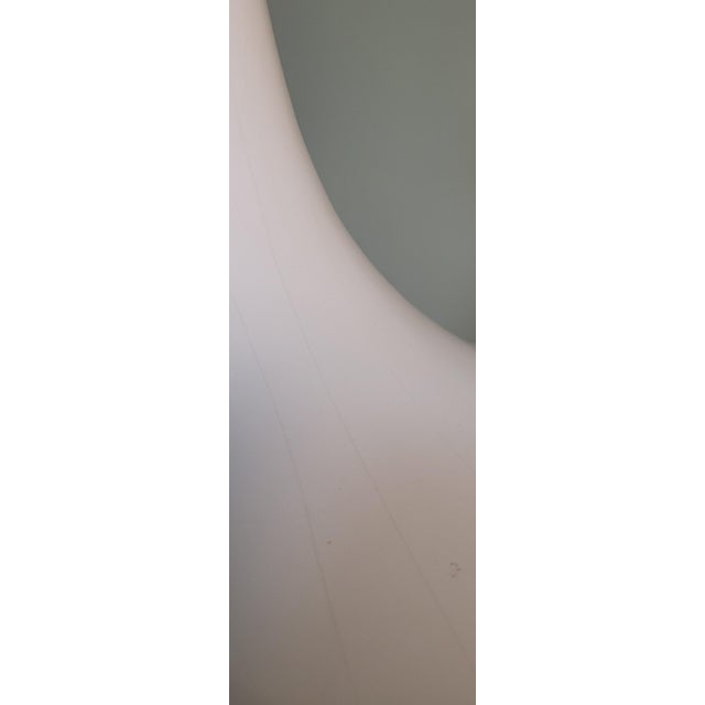 Mid-Century Modern Large White Vintage Modern Bubble Lamp For Sale - Image 3 of 7
