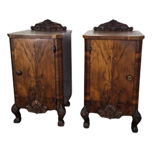 Italian Art Deco Nightstands in Burl Walnut, 1940s, Set of 2