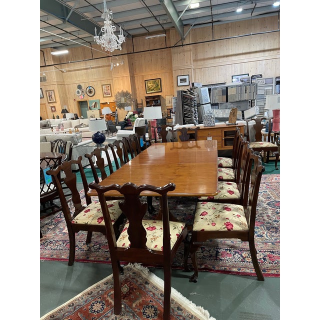 Traditional Vintage Mahogany Double Pedestal Dining Table Set With 12 Chairs For Sale - Image 3 of 11