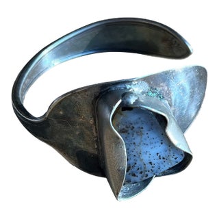 Small Vintage Roger and Sonaa Silver Wrist Cuff With Stone For Sale