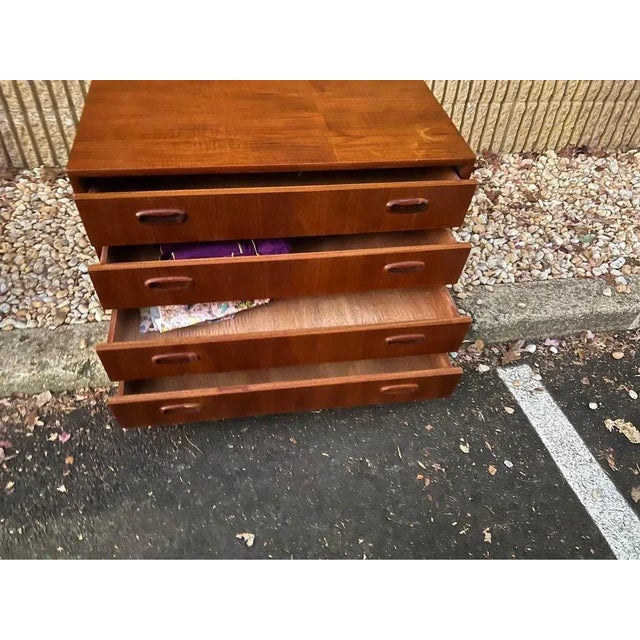 Mid 20th Century Mid Century Teak 4 Drawers Wall Unit. For Sale - Image 10 of 11