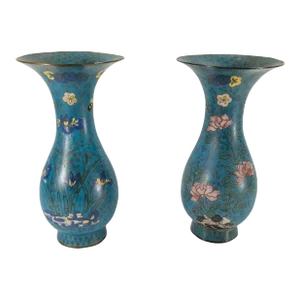 19th Century Pair of Japanese Edo Style Cloisonne Enamel Vases With Flowers