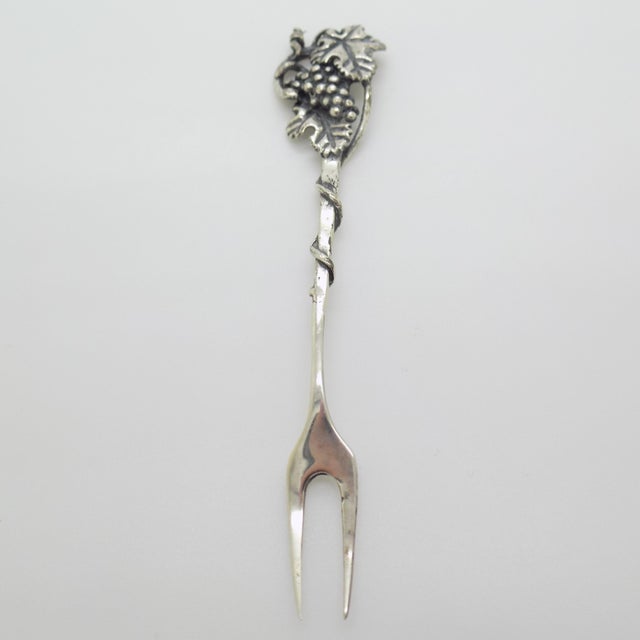 Vintage Italian Handmade Genuine Silver Cocktail Fork with Grape by Raspini Gioielli, 1990s For Sale - Image 4 of 12