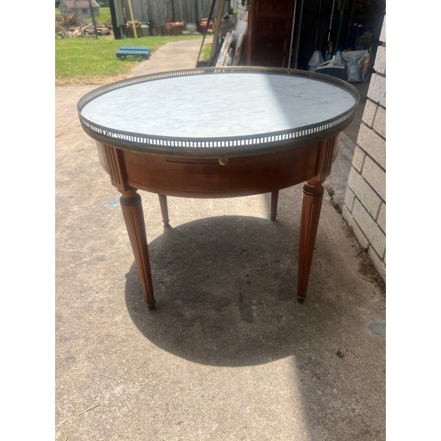 French 19th Century Louis XVI Mahogany Oval Bouillotte Marble Top Side Table For Sale - Image 6 of 9