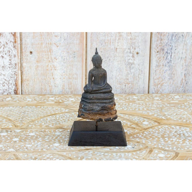 Figurative Early 19th Century Wood and Metal Alloy Burmese Buddha For Sale - Image 3 of 8