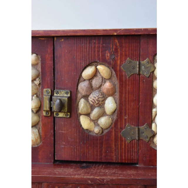 Antique Folk Art Coquillage Tabletop Cabinet, Circa Early 20th Century For Sale - Image 10 of 17